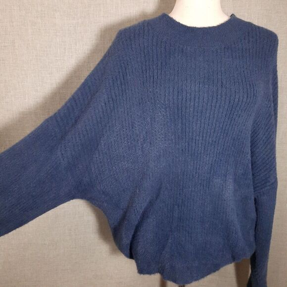 Love Tree Eyelash Fuzzy Ribbed Knit Sweater SZ Large Soft Stretch Cozy Slouchy - Picture 3 of 16